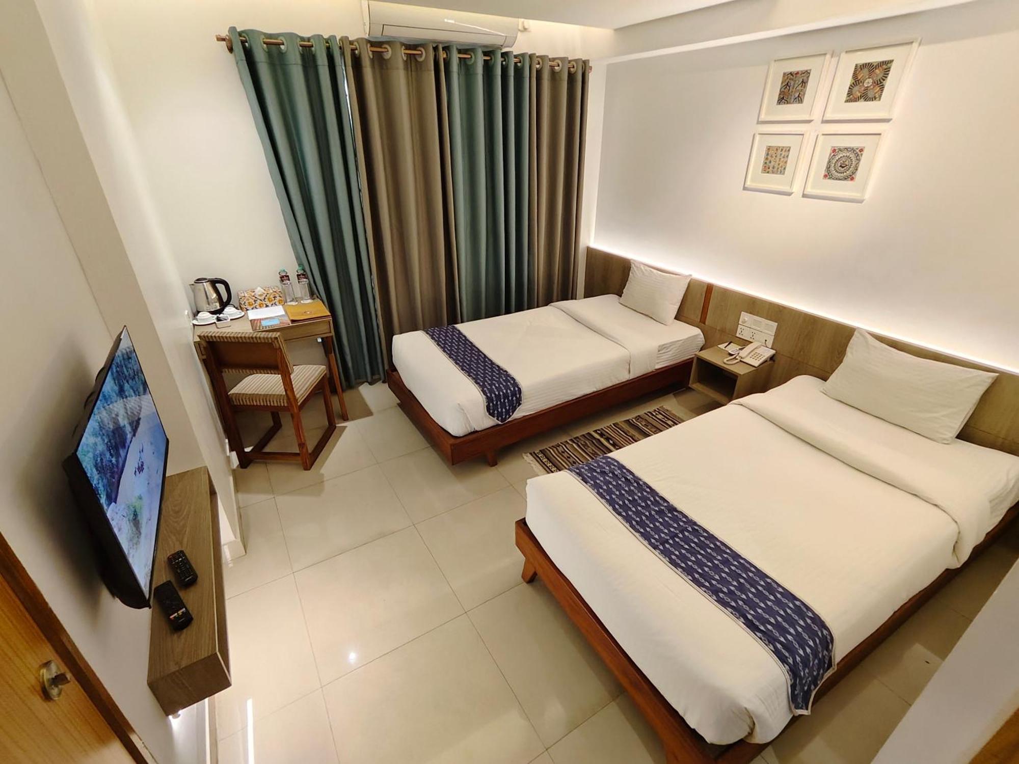Hotel Nandini Dhaka Ngoại thất bức ảnh