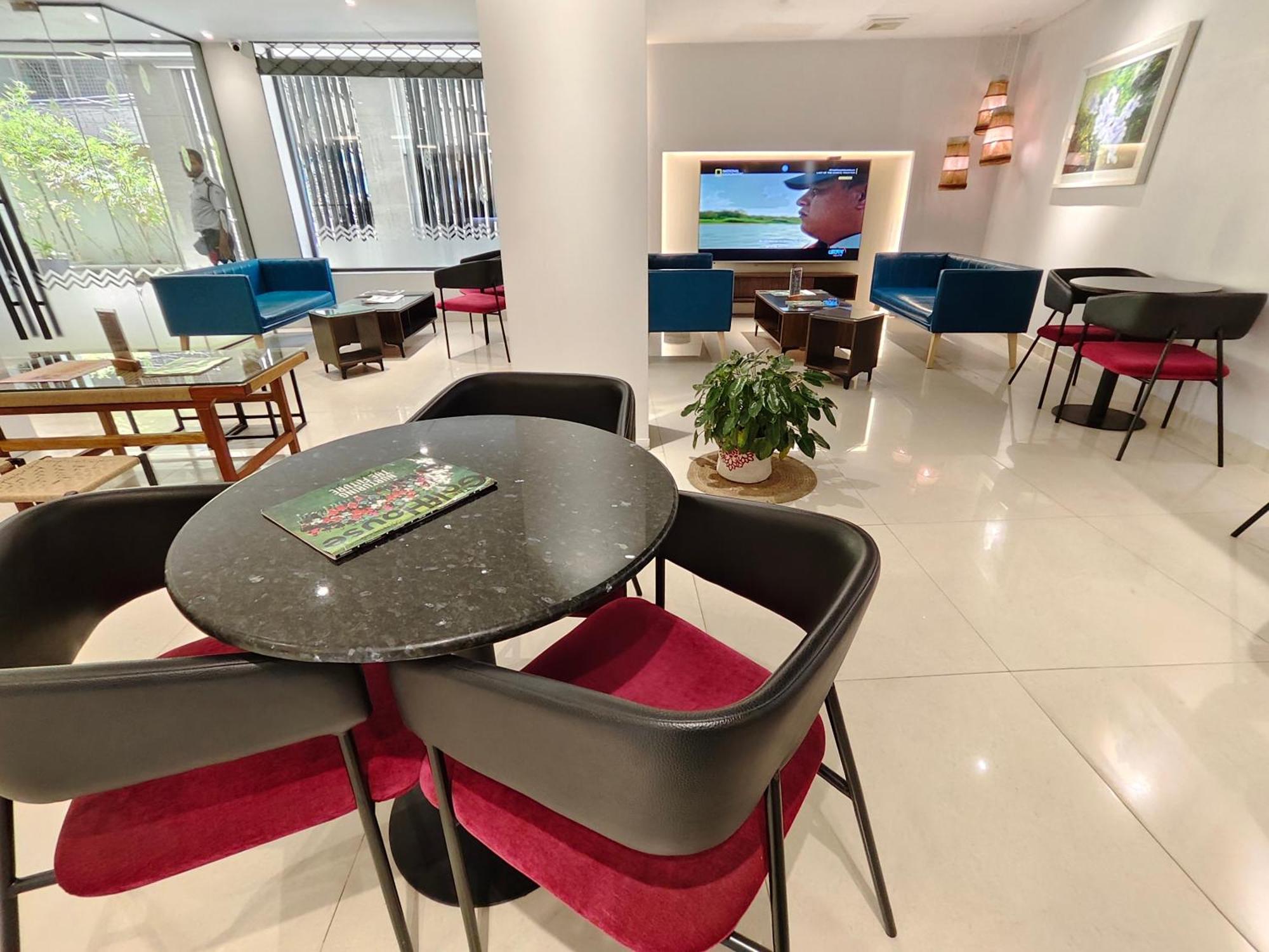 Hotel Nandini Dhaka Ngoại thất bức ảnh