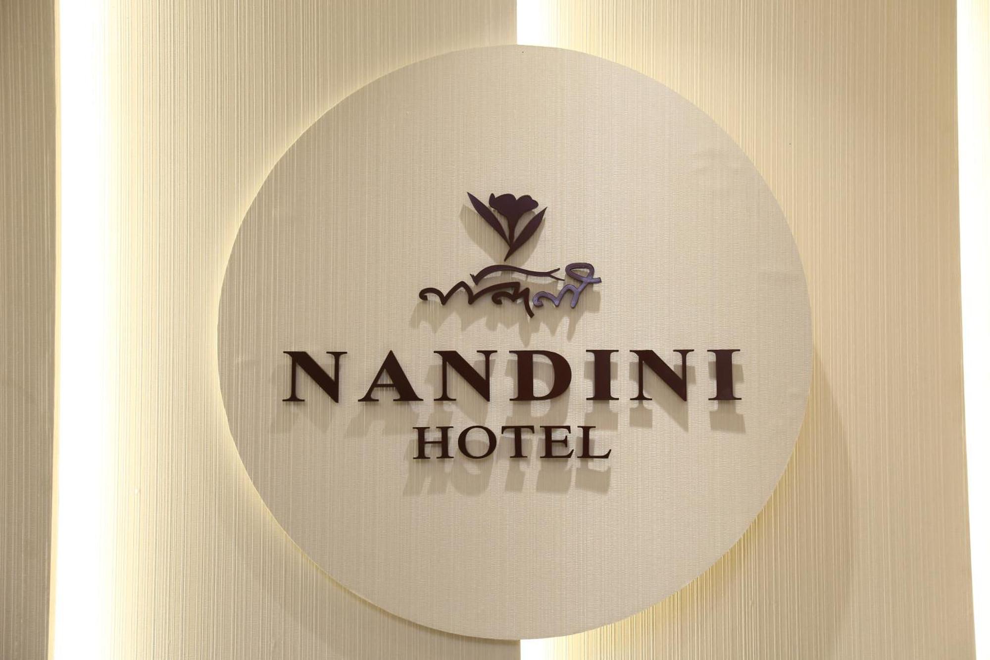 Hotel Nandini Dhaka Ngoại thất bức ảnh