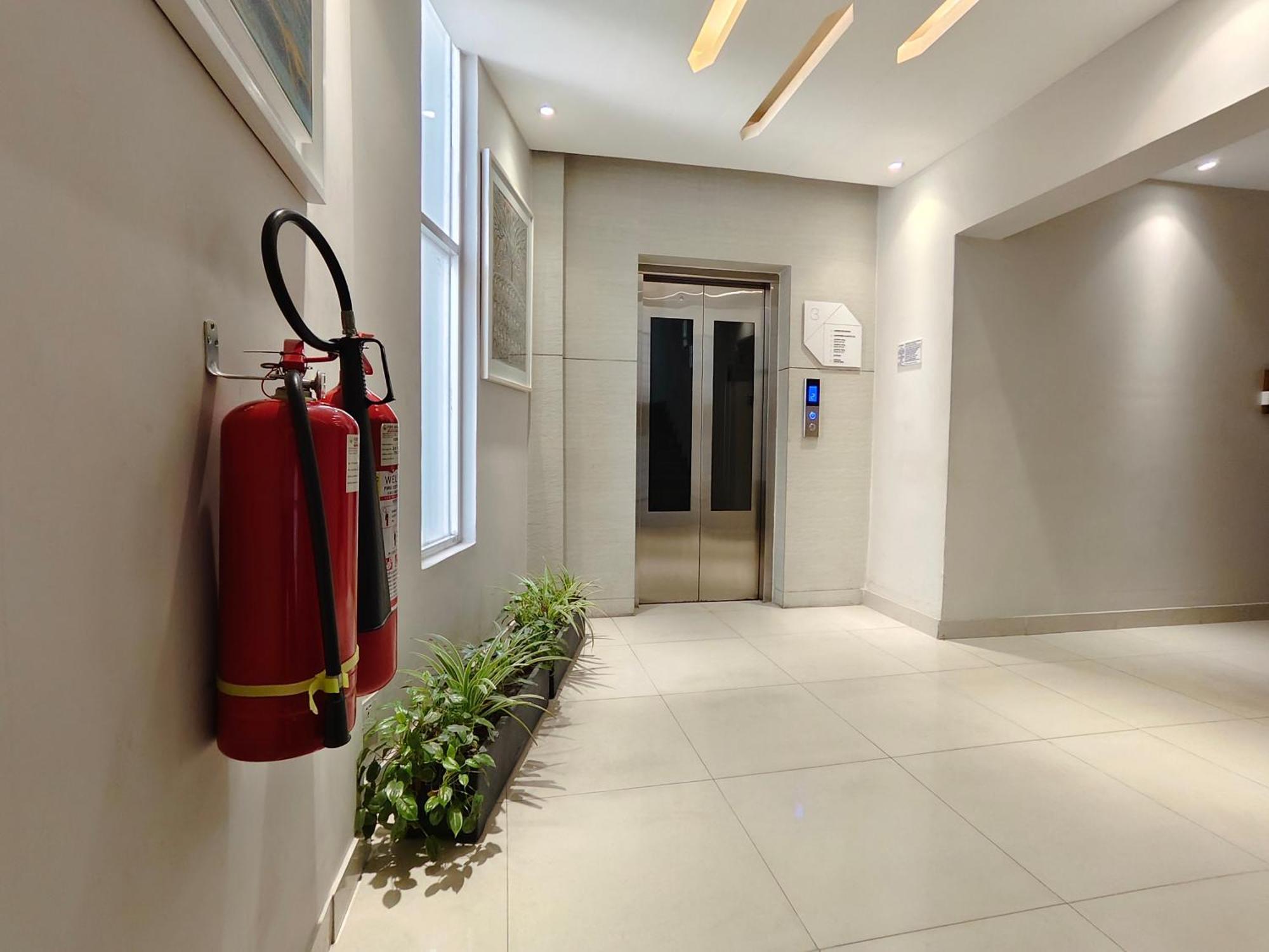 Hotel Nandini Dhaka Ngoại thất bức ảnh