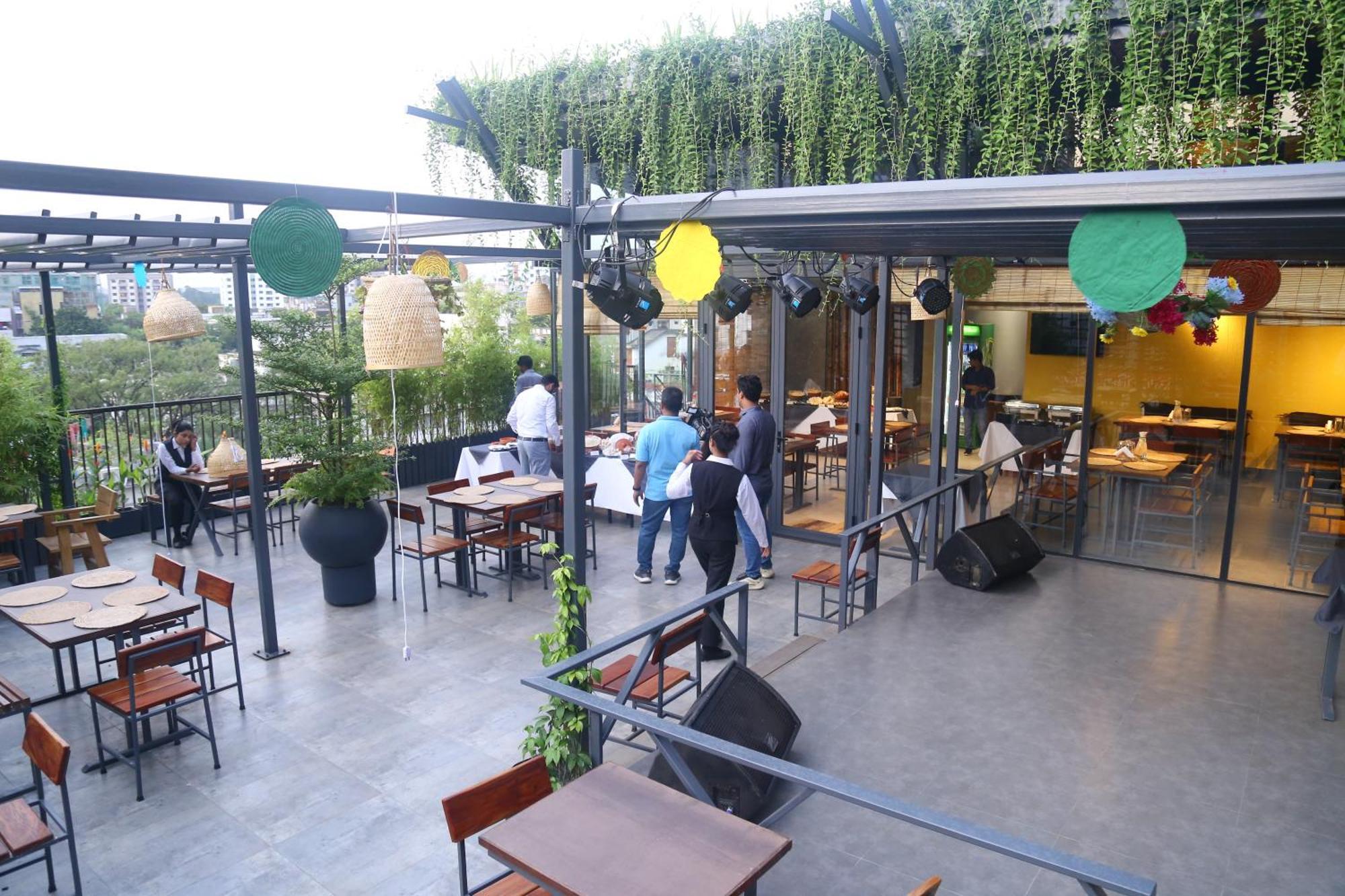 Hotel Nandini Dhaka Ngoại thất bức ảnh